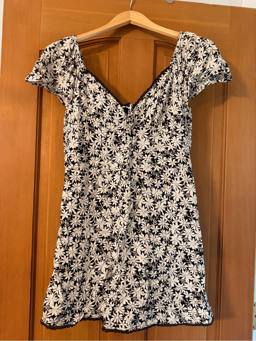 American Eagle Daisy Summer Dress